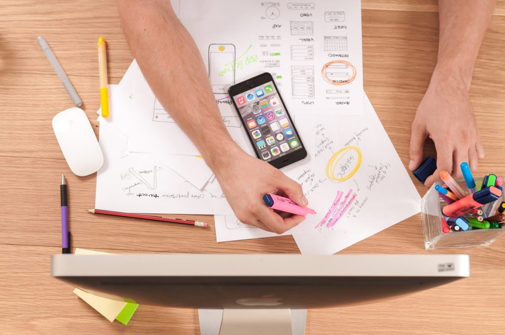 Campanha de remarketing acompanhando o cliente